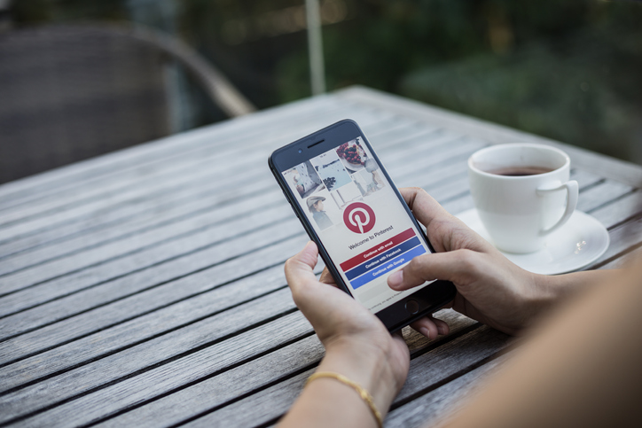 Small Biz Owner's Guide to Using Pinterest for Business